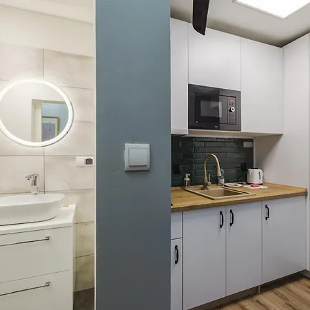 Apartment Wilda Grey By Bookinghost *